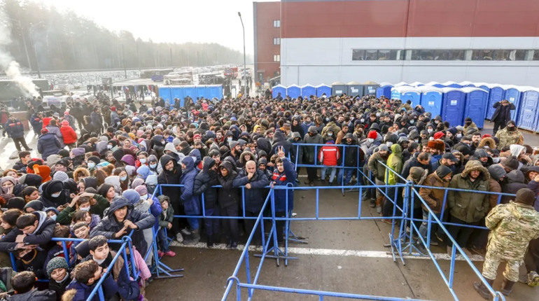 Через дамбу в Печенігах переходу немає. Як виїхати з окупованої на підконтрольну територію України