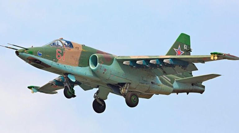 У небі над Херсонщиною ЗСУ знищили російський штурмовик Су-25 та вертоліт Мі-8