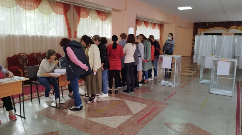 На Херсонщині окупанти пропонували гроші за "правильний" вибір на псевдореферендумі