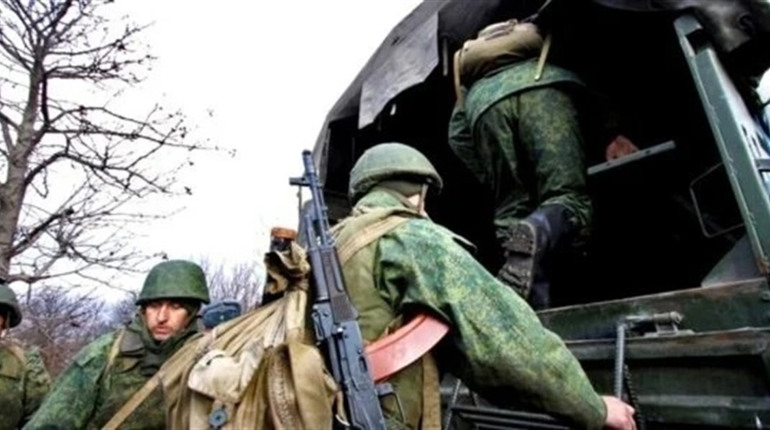 Дві тисячі мобілізованих з Криму росіяни відправили з Севастополя на окуповану Херсонщину