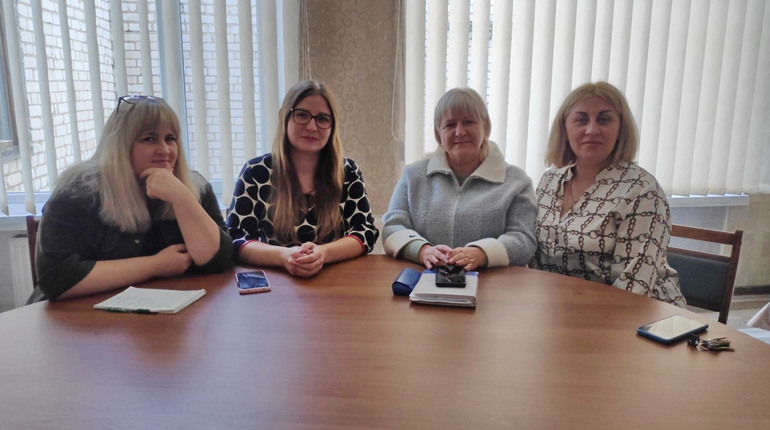 «Коли у школі лунає дитячий гамір, у нас виростають крила»: вчителі Первомайської гімназії №5