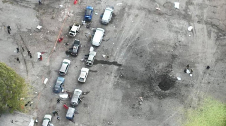 Під час обстрілу автоколони загинули двоє жителів Мар'їнки