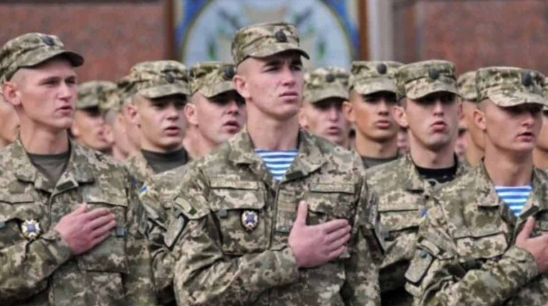 В Україні скасували осінній призов та відклали демобілізацію