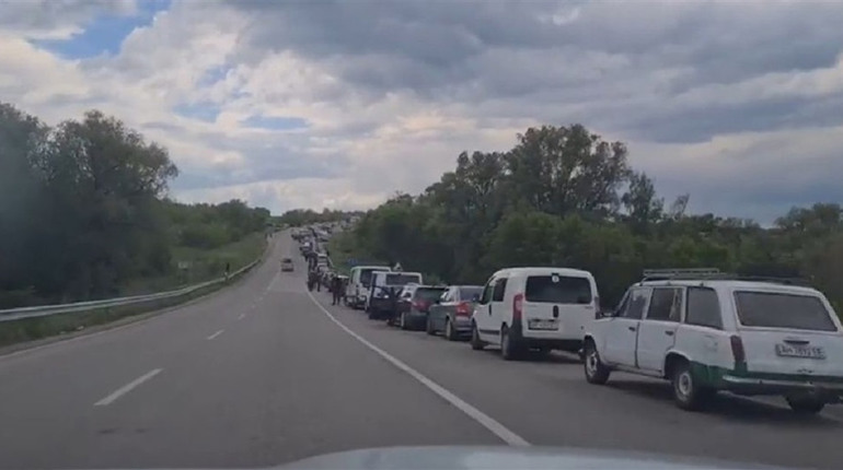 Із Запоріжжя тимчасово припинено виїзд на окуповані території