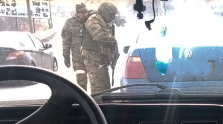 Черга у Василівці досягла 4500 людей: вже є випадок смерті
