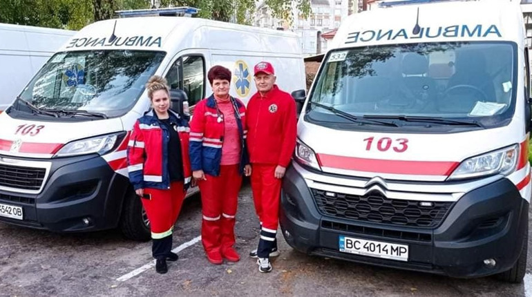 Червоноградські медики врятували переселенку із Бердянська, у якої зупинилися дихання і кровообіг
