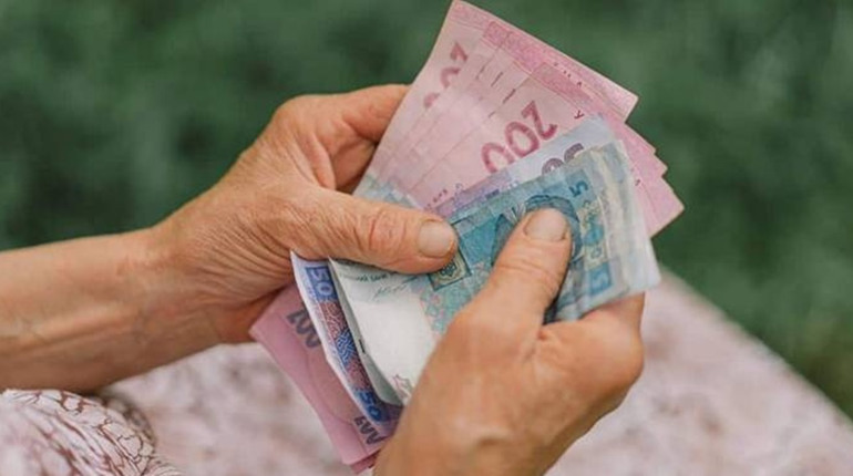Кому та на скільки підвищено пенсії з 1 жовтня