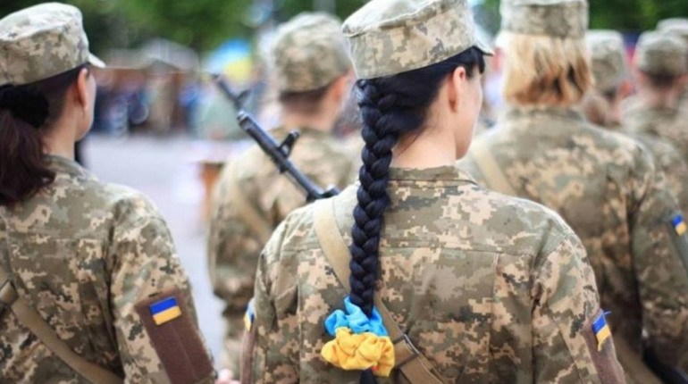 Військовий облік для жінок: Верховна Рада ухвалила законопроєкт про добровільний облік