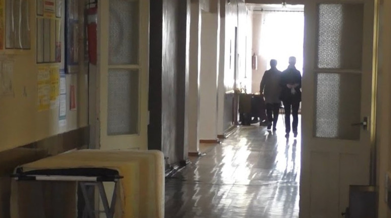У медзакладах Добропілля тимчасово відсутні деякі лікарі. Список