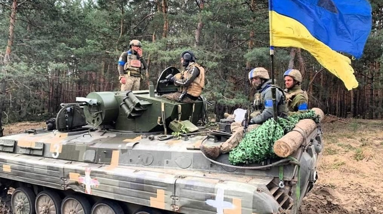 ЗСУ наступають на Сватівському напрямку, окупанти обстрілюють звільнені села