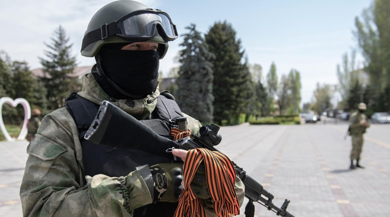 "Знайомство з родіной" - фейкова адміністрація Скадовска пояснює вивіз людей з Херсонщини