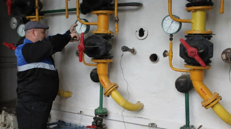 У Кураховому готуються розпочати опалювальний сезон. Коли потеплішає в оселях