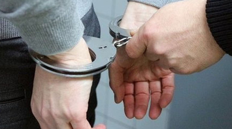 Старокостянтинівець намагався підкупити поліцейського і додав собі 5 років тюрми