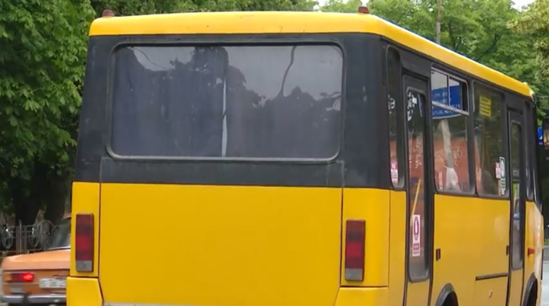 Автобус замість тролейбусів: в Чернігові на 3-ох автобусних маршрутах побільшає рейсів. РОЗКЛАД РУХУ