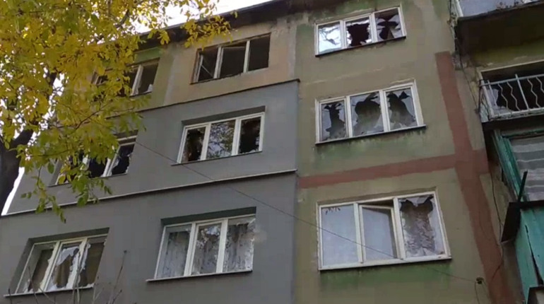 Росіяни обстріляли Українськ Покровського району: постраждали діти