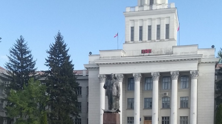 Чи заберуть росіяни пам'ятник Леніну з Нової Каховки