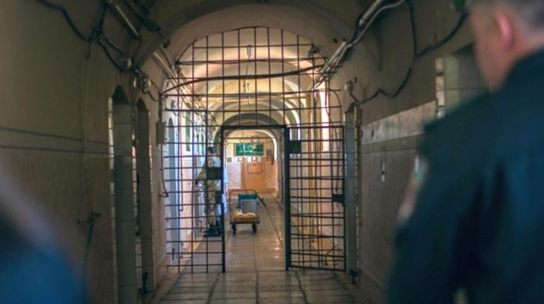 42-річний житель Лозівського району поцупив чужого мотоцикла. Тепер сидітиме за гратами