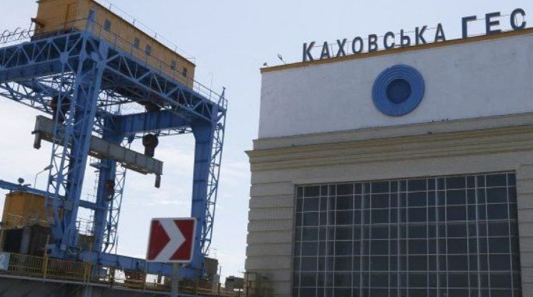 Біля Каховської ГЕС знову вибухи