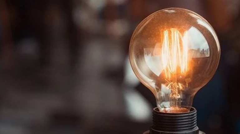 На сайті "Житомиробленерго" опублікували орієнтовні графіки відключень світла