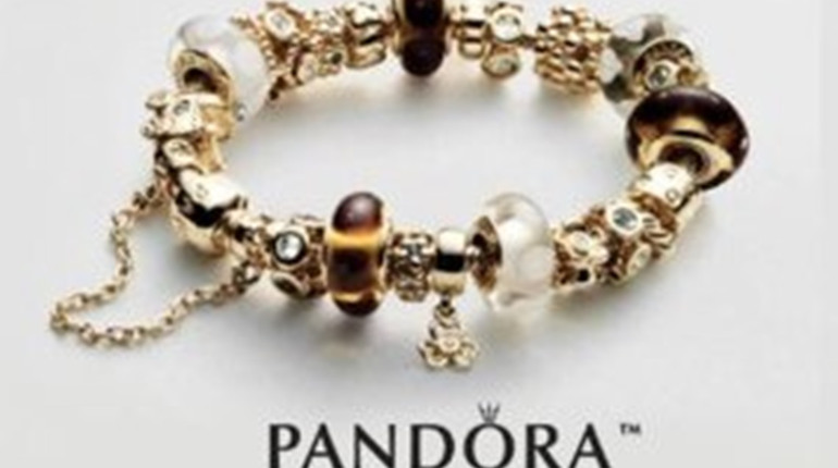 Ювелірні вироби Pandora: персональні сувеніри незабутніх моментів