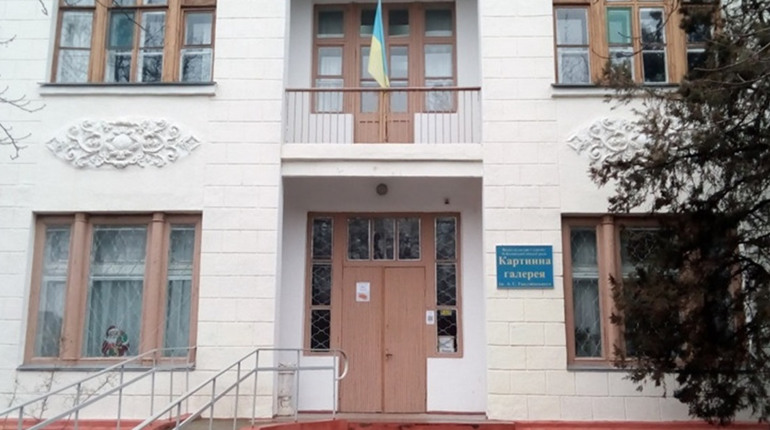 У Новій Каховці окупанти пограбували картинну галерею