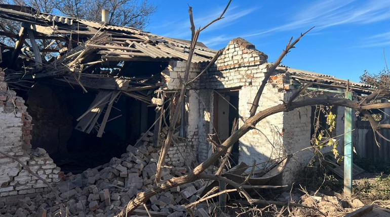 Ворог вкотре обстріляв Гуляйполе: зруйновано десятки домівок