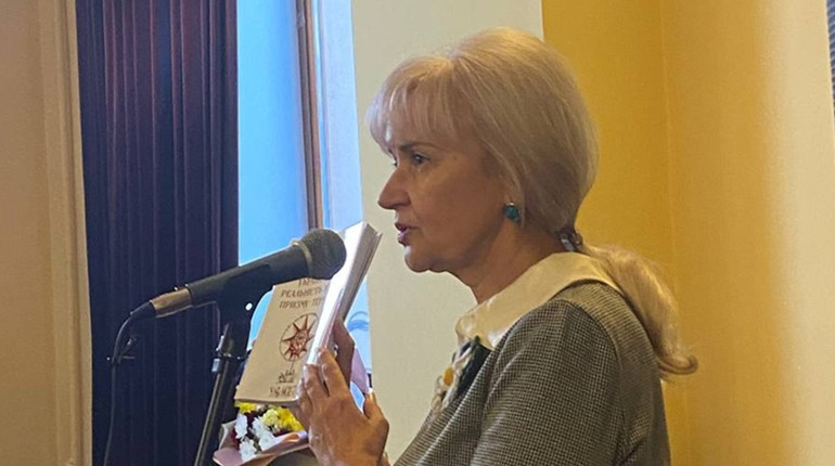 Про мову, книги, щастя та фемінітиви: як пройшла творча зустріч Ірини Фаріон у Дрогобичі. Фото