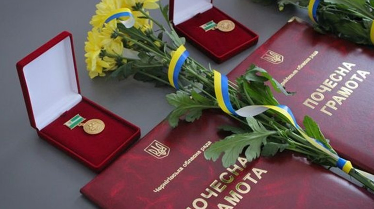 У Мені нагородили аграріїв з нагоди професійного свята