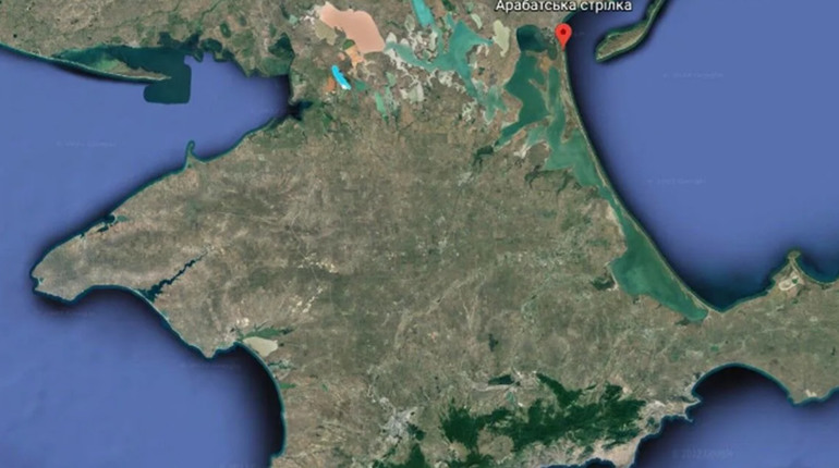 Колаборант з Нової Каховки допомагає окупантам на Арабатці
