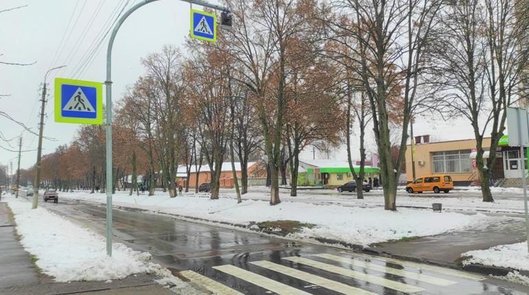 У Ніжині увімкнули освітлення на пішохідних переходах