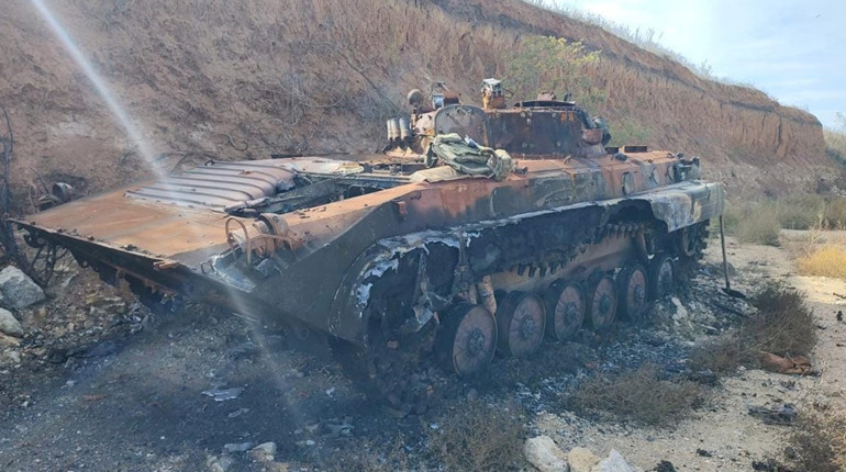 У Голу Пристань окупанти пригнали на ремонт пошкоджену військову техніку