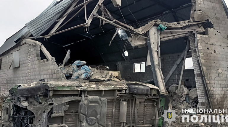 Внаслідок ворожого обстрілу Гуляйполя померла людина, троє поранено