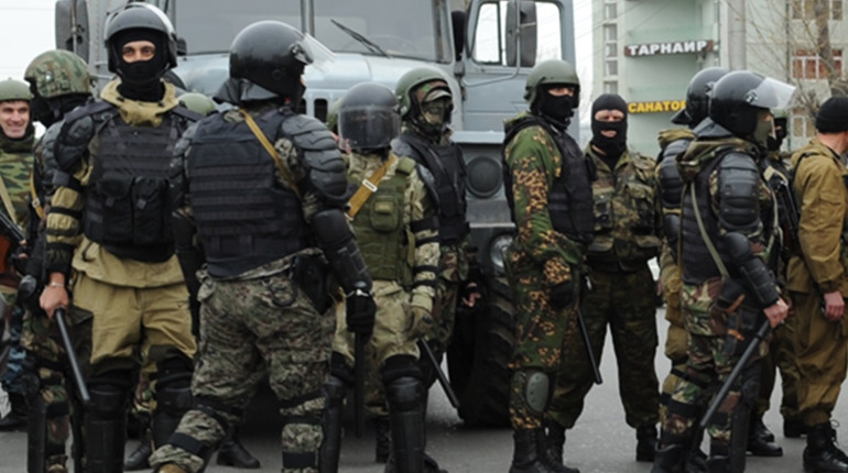 Примусовий призов на Херсонщині: окупанти завезли ОМОН з Дагестану