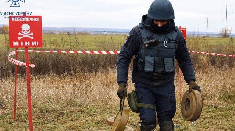 Мінна безпека на звільнених територіях: як розпізнати вибухонебезпечні "подарунки" та вберегти себе