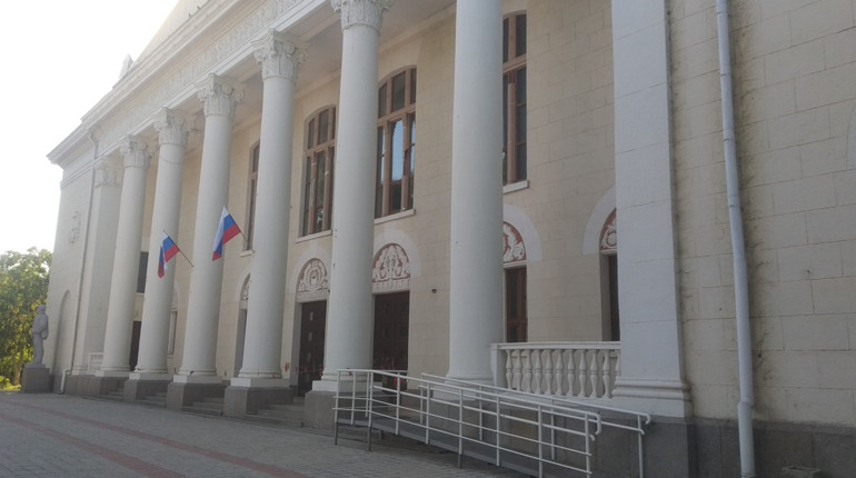 У Новій Каховці колаборанти пограбували Палац культури