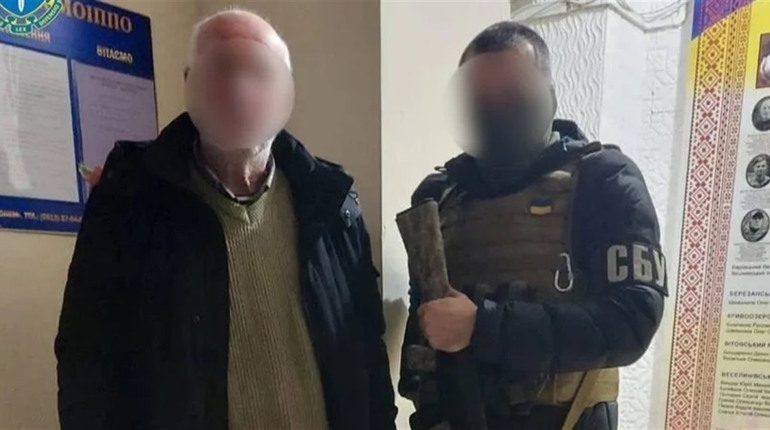 Чоловіка, який допомагав окупантам створити аналог ФСБ РФ затримано у Херсоні