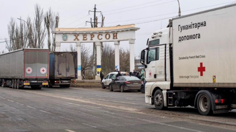 У Херсон привезли буржуйки і генератори