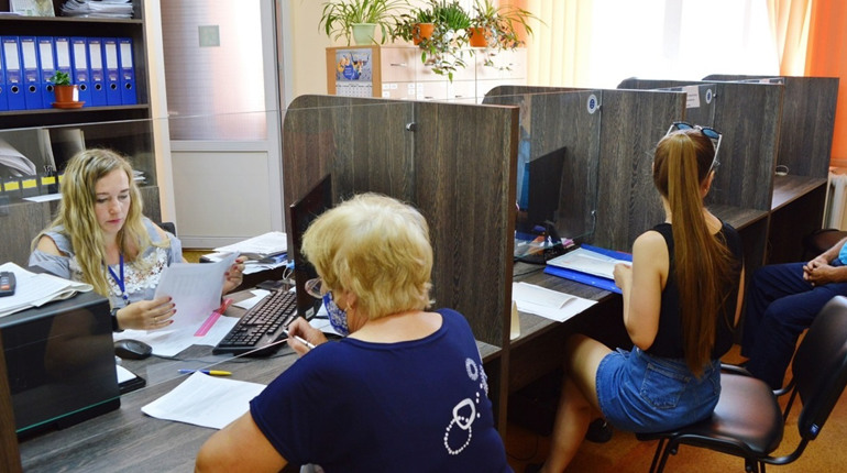 Корюківський ЦНАП відновив надання усіх адміністративних послуг, що були до війни