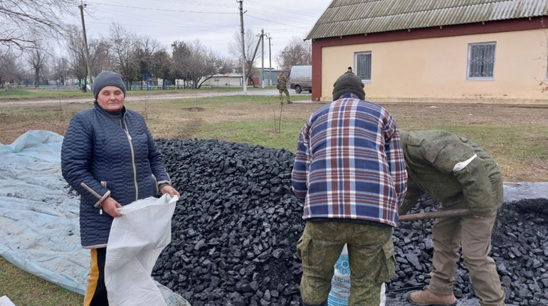 Мешканців окупованих районів росіяни обіцяють забезпечити “комунальним вугіллям”: ціна питання