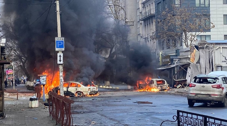 Атака росіян градами в центрі Херсона - зросла кількість загиблих та поранених