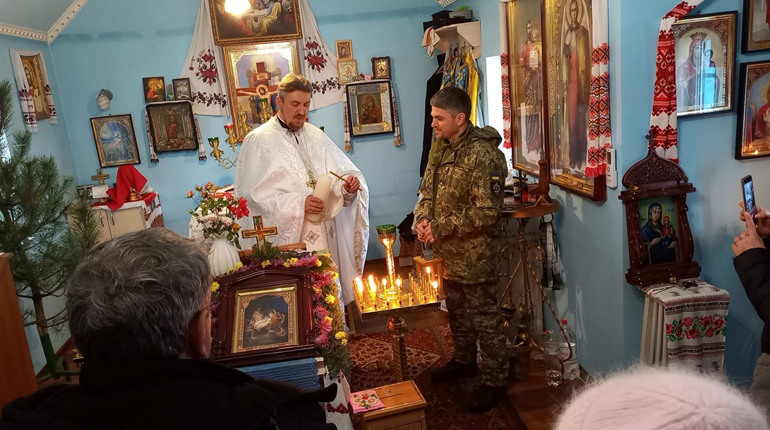 У Первомайськ на Різдво привезли Віфлеємський вогонь