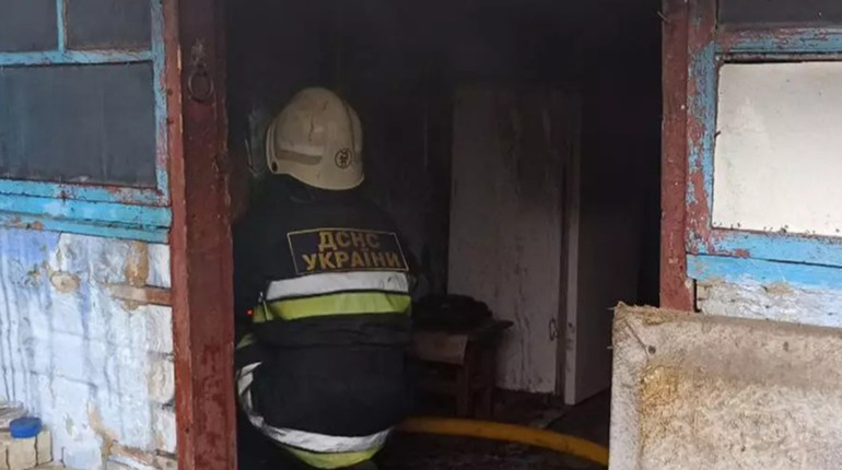 В селі Панкратове Южноукраїнської громади палала літня кухня
