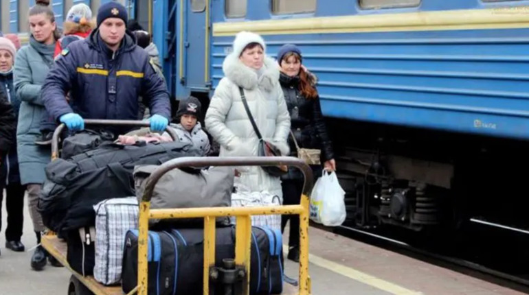 Як безкоштовно евакуюватися з Херсонщини і отримати прихисток в безпечних областях України