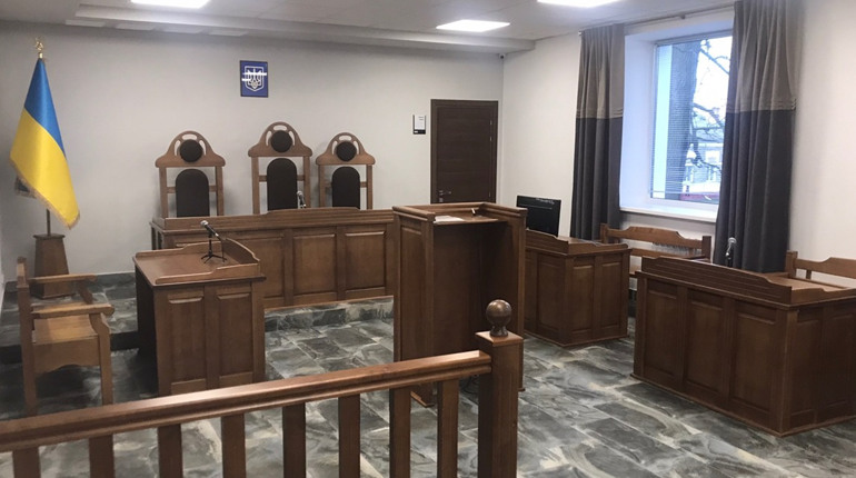 Працював на окупантів: судитимуть 45-річного поліцая Старобільщини