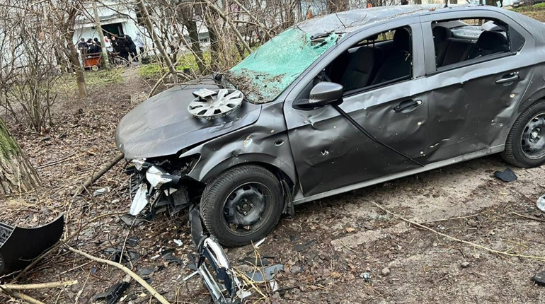 Обстріл Запоріжжя та знищення льодової арени на Донеччині - головне за 3 січня