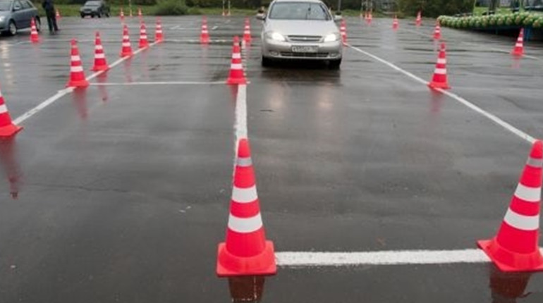 В Україні новий алгоритм отримання водійських прав: спочатку практика, а після — теорія