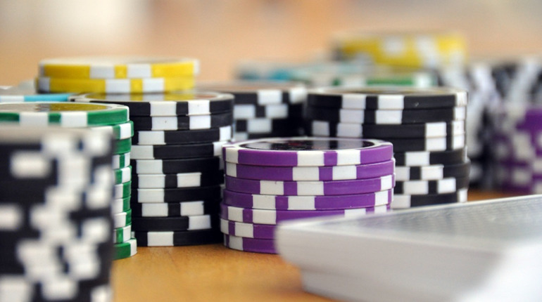 Огляд інформаційного сайту Casino Zeus