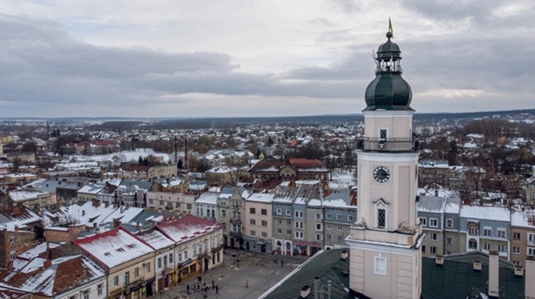 Книга про сіль зі Сходу чи фестиваль колядок: куди піти в Дрогобичі та Трускавці до кінця січня