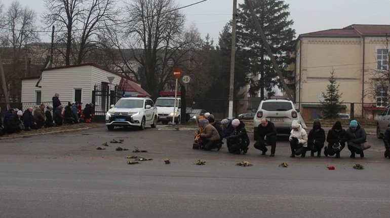 Навіки 37. У Гадячі попрощалися із Андрієм Луцаєм, який загинув на Доннеччині