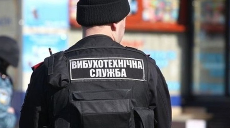 Чоловік зі Сновщини повідомив про замінування кількох будинків у селі, бо йому хотілося розважитися